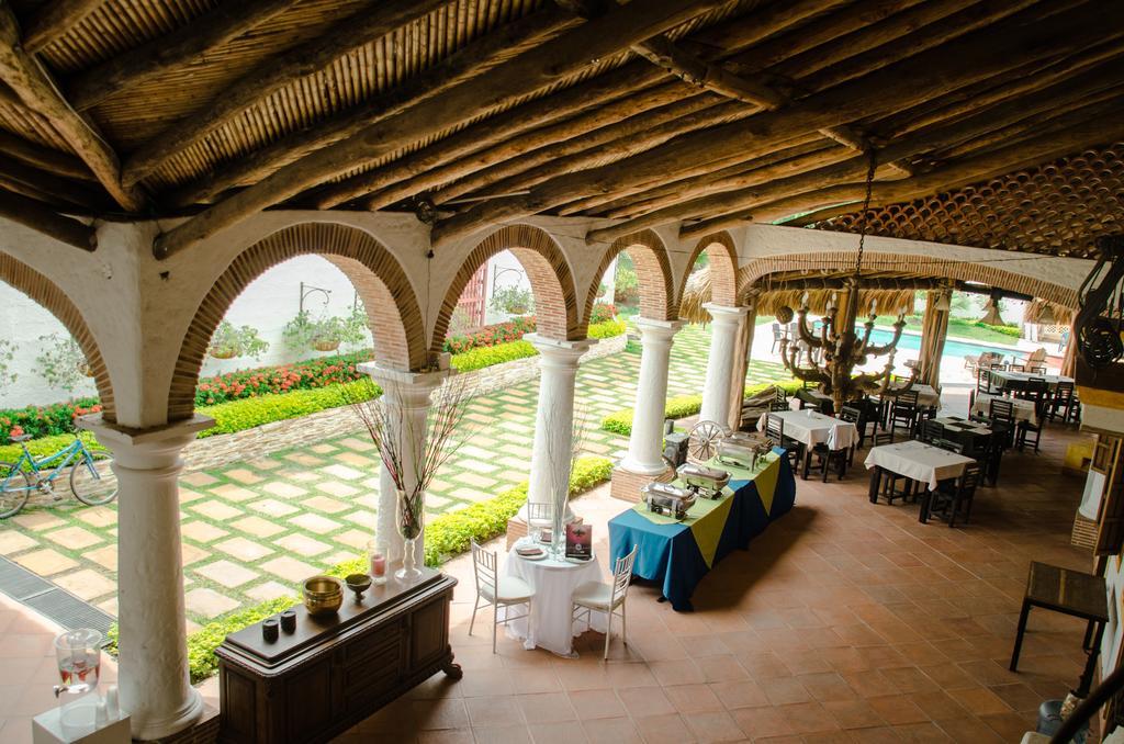 Hotel Santa Barbara Colonial - Santa Fe De Antioquia Exterior photo