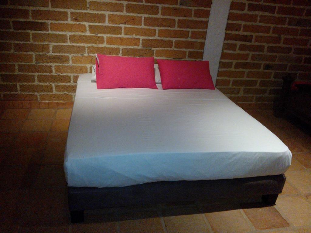 Hotel Santa Barbara Colonial - Santa Fe De Antioquia Room photo
