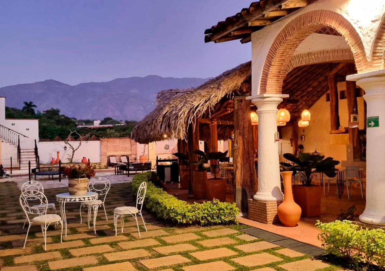 Hotel Santa Barbara Colonial - Santa Fe De Antioquia Exterior photo