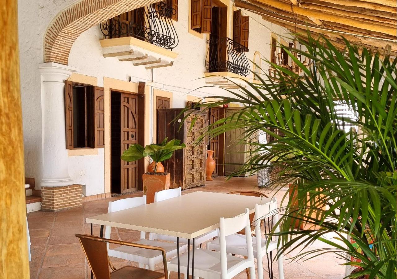 Hotel Santa Barbara Colonial - Santa Fe De Antioquia Exterior photo