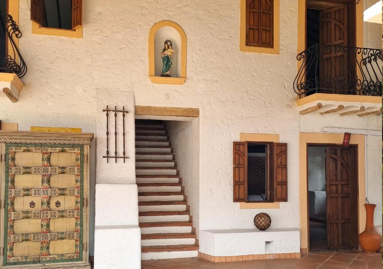 Hotel Santa Barbara Colonial - Santa Fe De Antioquia Exterior photo
